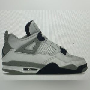 Jordan 4 Retro midnight Navy size 4